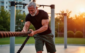 Pesquisa sugere que intensidade do exercício está ligada a menor risco de demência, diabetes e doenças cardíacas. - Freepik