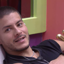 A violência psicológica é praticada para diminuir a autoestima, manipular e controlar a vítima - Reprodução / Globoplay