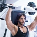 Conheça os melhores exercícios para ombros mais largos - iStock