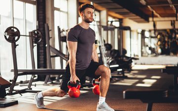 O treino de musculação para a corrida é diferente do treino de hipertrofia - iStock