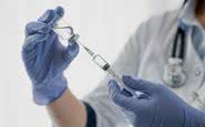 Todas as vacinas passam por inúmeros testes antes de serem consideradas aptas para a aplicação na população - iStock