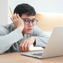 Cansaço e dificuldade de aprendizado são comuns no estudo à distância - iStock