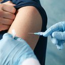 Agora, pessoas com HIV/Aids entre 18 e 59 anos também terão prioridade na vacinação - iStock