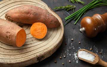 Inclua a batata-doce na sua alimentação para aproveitar seus nutrientes - iStock