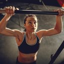 Aprenda de uma vez por todas a fazer barra fixa! - iStock