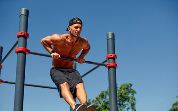 Conheça exercícios de calistenia para treinar braços! - iStock