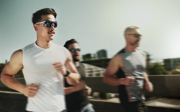 Entenda como organizar treinos leves, moderados e intensos - iStock