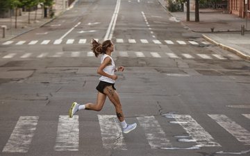 Entenda quais estímulos realmente fazem diferença quando o objetivo é correr mais rápido - iStock