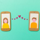 Quase metade dos usuários do Tinder conversou por vídeo com um "match" durante a pandemia - iStock