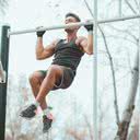 Saiba como treinar costas com a calistenia - iStock