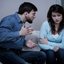 Agressão física, sexual e psicológica são grandes sinais de alerta em qualquer relacionamento - iStock