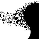 Ouvir música pode alterar a conectividade cerebral e melhorar a capacidade de uma pessoa de estimar a passagem do tempo - iStock