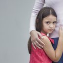 A experiência traz angústia e um temor de que os pais irão sumir e não voltar mais - iStock