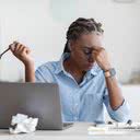 As dores de cabeça tensionais afetam cerca de 70% das pessoas e podem durar de 30 minutos a 72 horas - iStock
