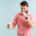Tanto uma quanto outra geralmente causam sintomas gastrointestinais, como vômitos, inchaço e diarreia - iStock