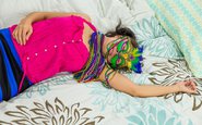 Embora o álcool possa inicialmente nos colocar para dormir, ele tem um efeito perturbador no sono - iStock