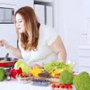Frutas, legumes e carnes magras estão na lista dos alimentos que ajudam a emagrecer sem sentir fome - iStock