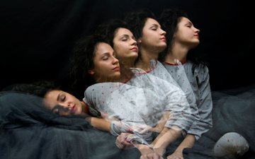 Sexônia ocorre de uma interrupção enquanto o cérebro se move entre os ciclos de sono profundo - iStock