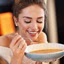 Sopas aquecem e dão sensação de conforto, mas evite muito sal e gorduras, como queijos e creme de leite - iStock