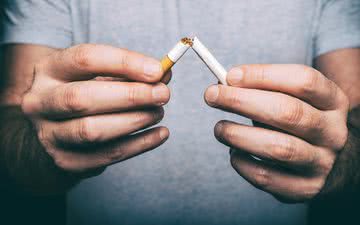 De acordo com a OMS, o tabaco causa mais de oito milhões de mortes por ano no mundo