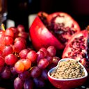 Tanto as sementes de romã quanto as de uva trazem sorte; já seus nutrientes incrementam a imunidade - iStock