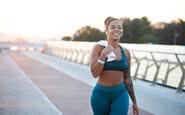 Uma necessidade natural de velocidade ao caminhar tende a significar que você viverá mais - iStock