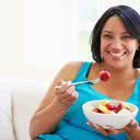 Uma forma de colocar mais frutas na dieta diária é transformá-las em sobremesa - iStock