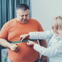 Segundo a OMS, 2,3 bilhões de pessoas no mundo sofrem com sobrepeso ou obesidade - iStock