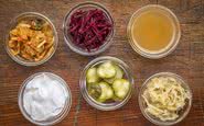 Kimchi, beterraba, iogurte, chucrute e picles são alimentos conhecidos por suas propriedades probióticas - iStock
