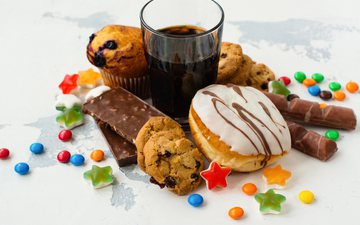 Pesquisadores analisaram impacto de diferentes fontes de açúcar adicionado na dieta - iStock