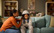 Estudo avaliou como o comportamento dos pais interfere na reação dos filhos - iStock