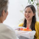 Um pequeno ato de gentileza pode fazer uma diferença enorme no seu bem-estar - iStock