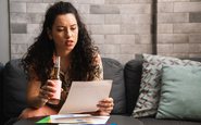 Certas pessoas bebem por que sentem receio da ansiedade que pode aparecer - iStock