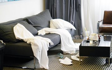 Uma casa bagunçada pode desencadear ansiedade e estresse para muita gente - iStock