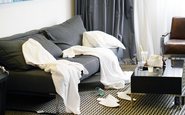 Uma casa bagunçada pode desencadear ansiedade e estresse para muita gente - iStock