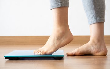 O número da balança pode variar por diversos fatores - iStock