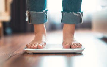 Relação entre peso e altura é apenas uma das medidas usadas para avaliar a saúde metabólica - iStock