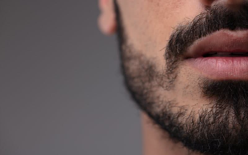 Meninos que entram na puberdade mais tarde podem desenvolver a barba um pouco depois - iStock