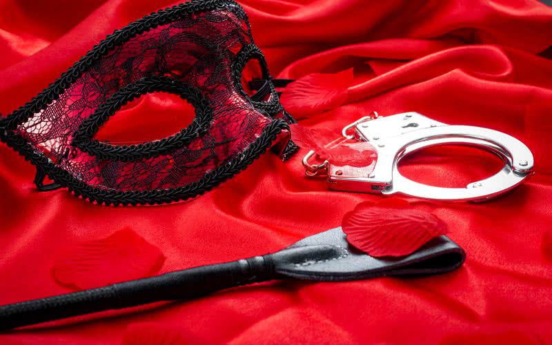 O BDSM é considerado um fetiche, mas também pode ser uma fantasia sexual - iStock