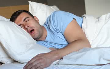Quem respira pela boca enquanto dorme deve procurar um médico - iStock