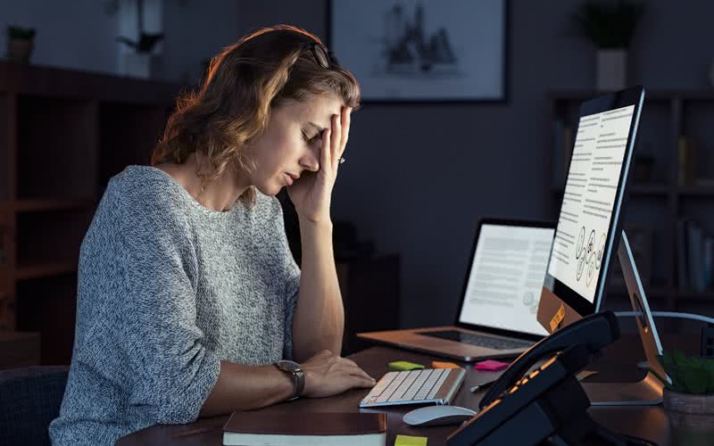 A síndrome de burnout é caracterizada pelo sentimento de exaustão e desmotivação - iStock
