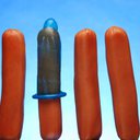 Ele está preocupado com o risco de IST (infecção sexualmente transmissível) - iStock