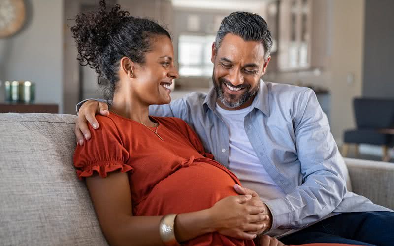 Pesquisador sugere que estilo de vida do pai também conta para a saúde do bebê que vai nascer - iStock