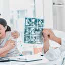 A escolha de características do futuro bebê sempre é algo questionado por muitos casais - iStock