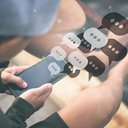 19% dos jovens nos EUA já recorreram a chatbots para obter orientação quando estavam tristes ou ansiosos - iStock