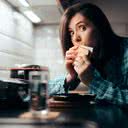 Ao anotar o que comem, as pessoas deixam de contabilizar cerca de 900 calorias - iStock