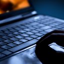 Comportamentos que geram prazer, como consumir pornografia, às vezes geram compulsão - iStock