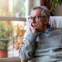 A demência é caracterizada pela perda da capacidade de lembrar, pensar ou tomar decisões cotidianas - iStock