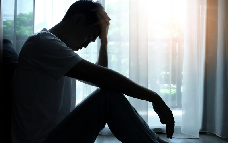 A tristeza intensa, a ansiedade e a falta de motivação causados pelo luto tendem a durar um período específico - iStock