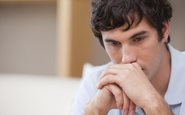 Ele diz que está paranoico com a ideia de ter engravidado a namorada - iStock